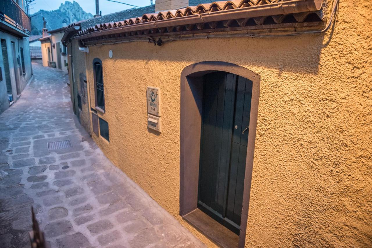 Helvetia Bed & Breakfast Castelmezzano Exterior photo
